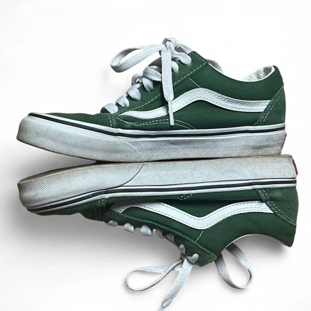 VANS Old Skool Color Theory - Deep Grass Duck Green - Women’s 6 - Men's Size 4.5